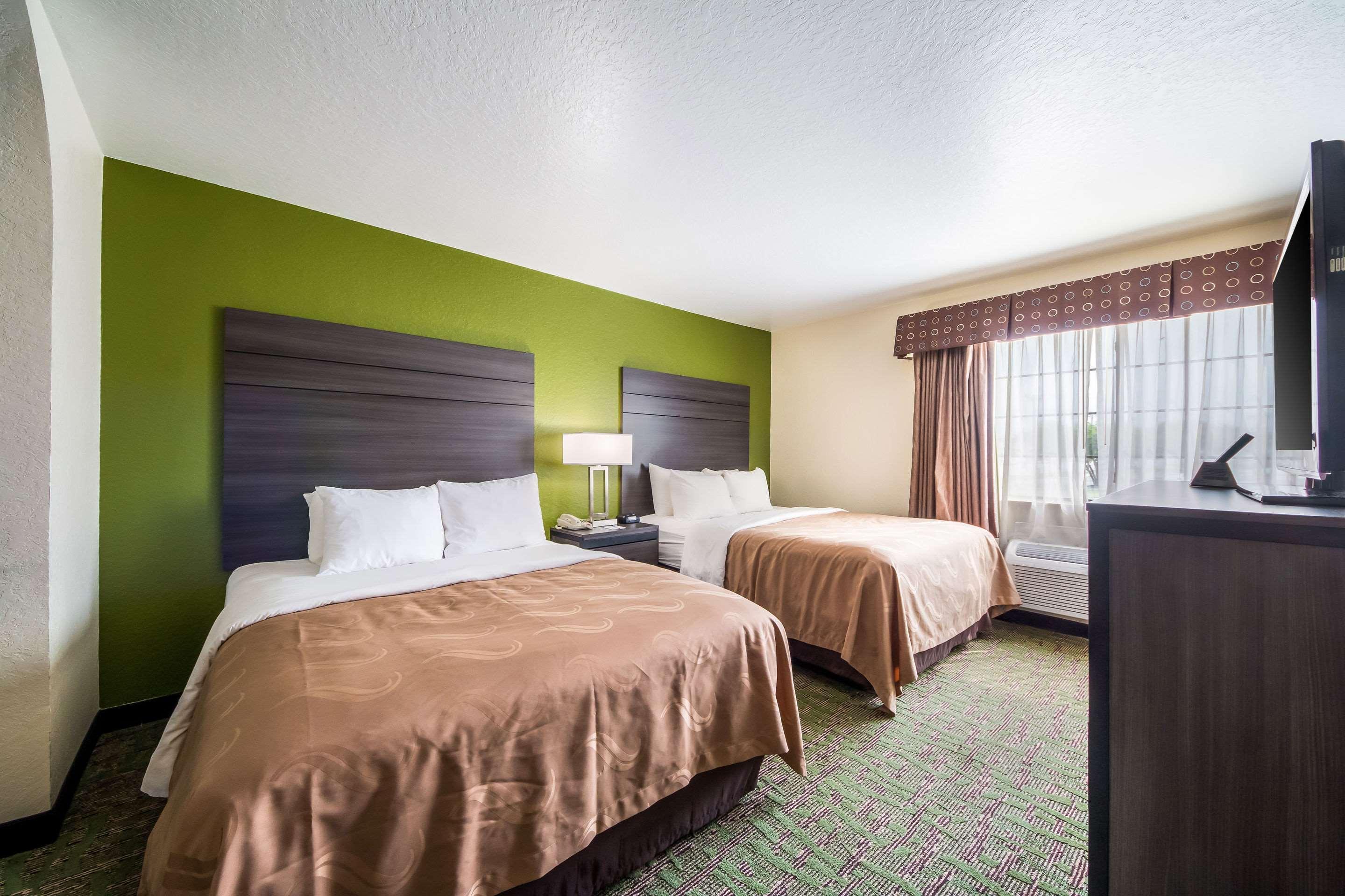 Quality Suites Сан Антонио Екстериор снимка