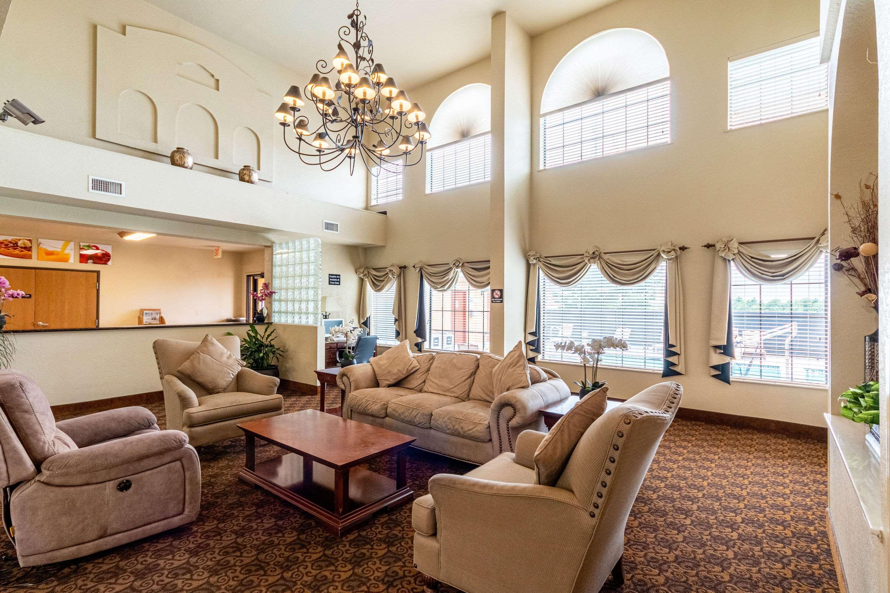 Quality Suites Сан Антонио Екстериор снимка