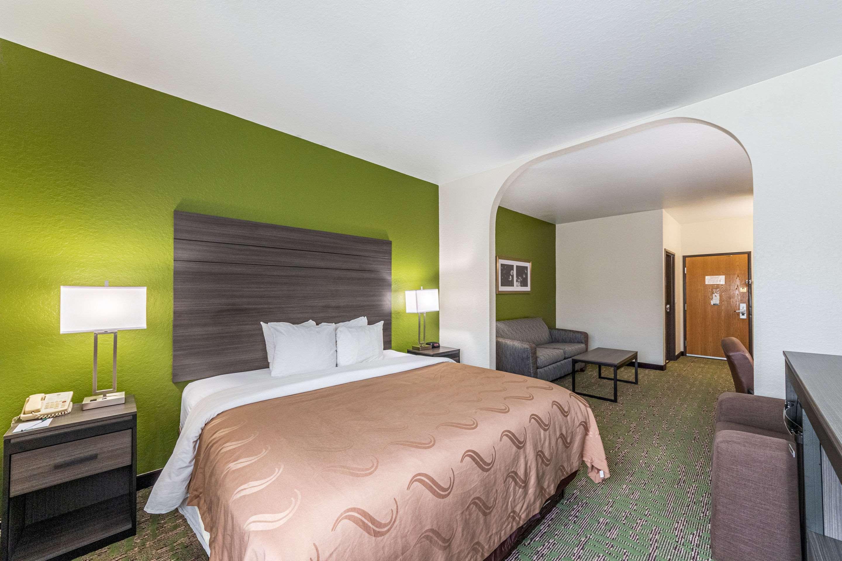 Quality Suites Сан Антонио Екстериор снимка