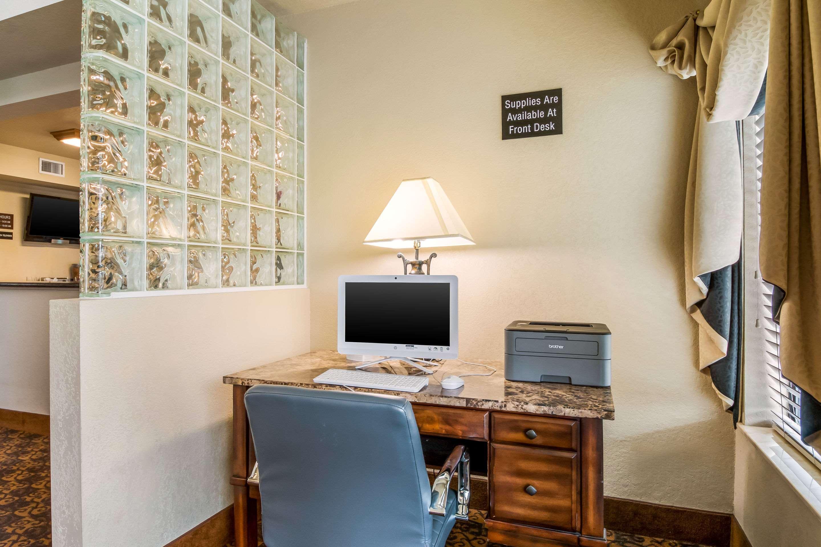Quality Suites Сан Антонио Екстериор снимка