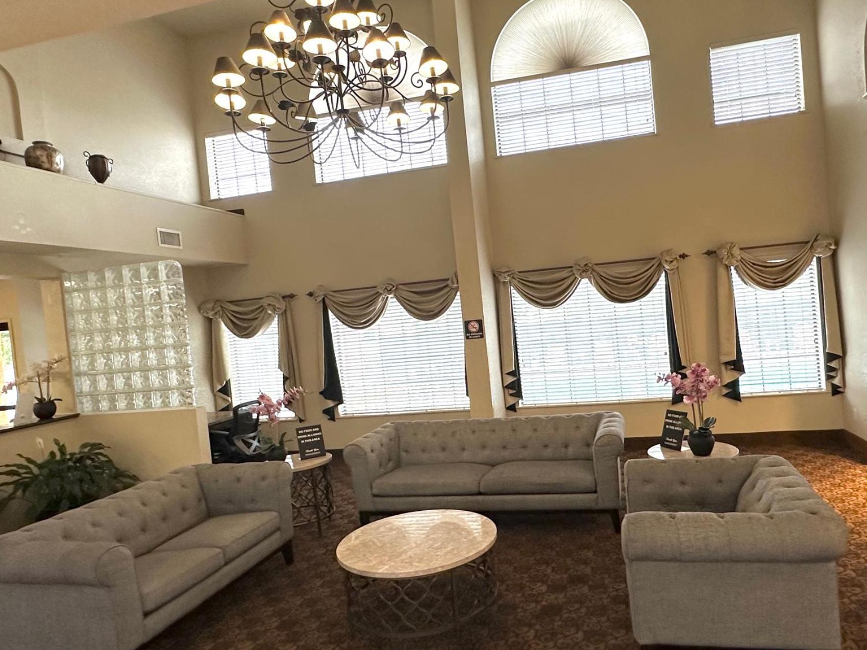 Quality Suites Сан Антонио Екстериор снимка