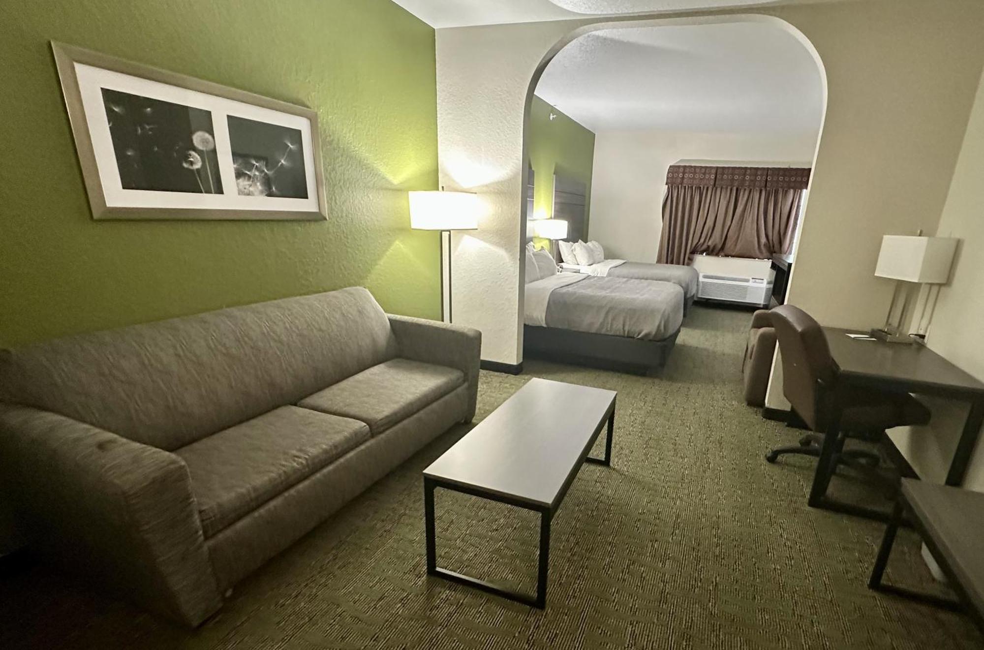 Quality Suites Сан Антонио Екстериор снимка