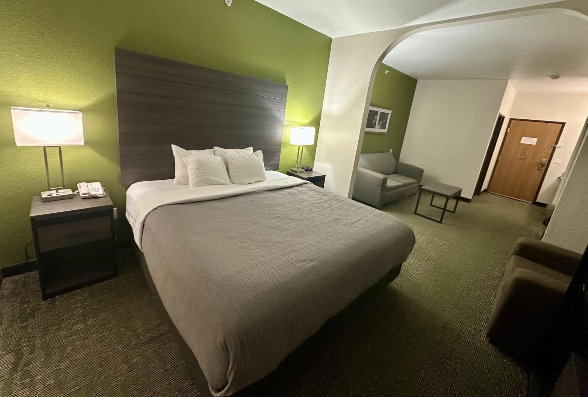 Quality Suites Сан Антонио Екстериор снимка