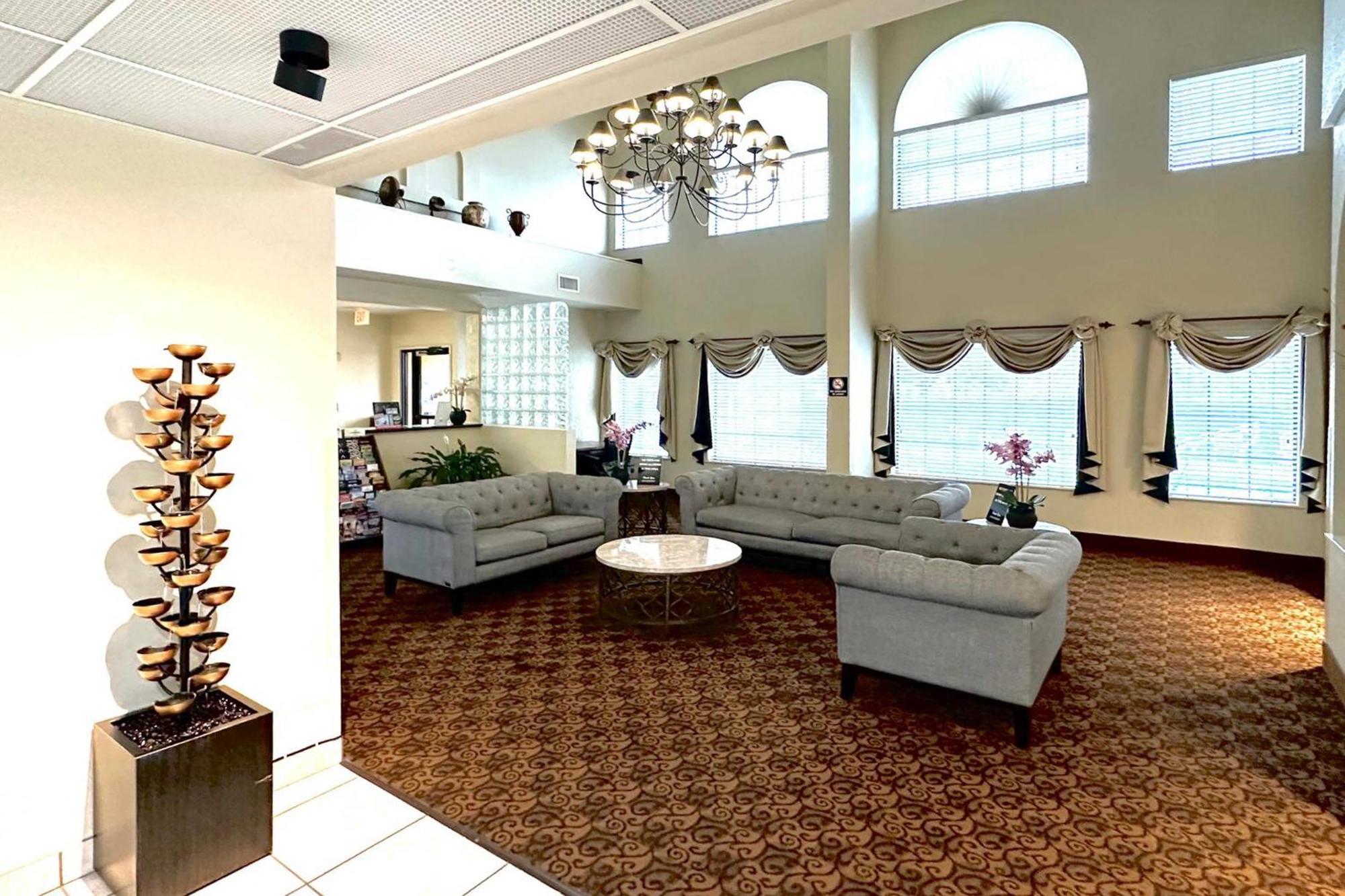 Quality Suites Сан Антонио Екстериор снимка